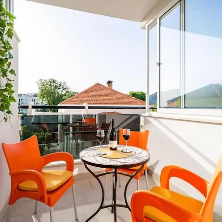 Anka - One Bedroom With Terrace