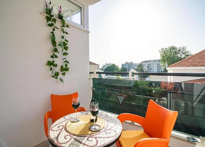 Anka - One Bedroom With Terrace *