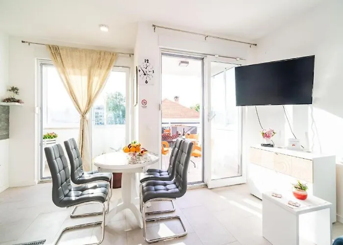 Anka - One Bedroom With Terrace *