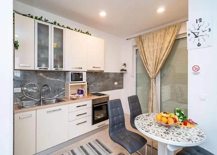 Anka - One Bedroom With Terrace *