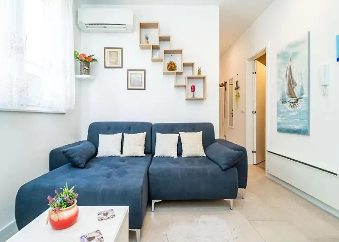 Appartement Anka - One Bedroom With Terrace *