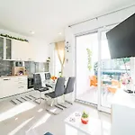 Anka - One Bedroom With Terrace Apartman *