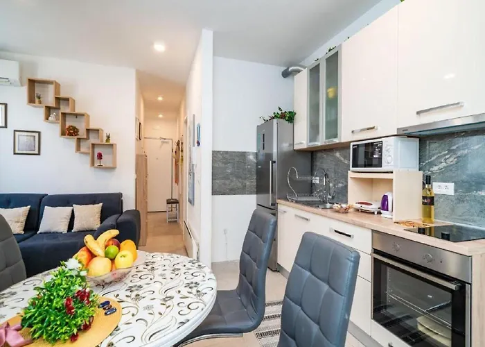 Anka - One Bedroom With Terrace * دوبروفينك