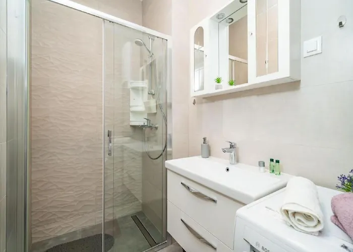 Anka - One Bedroom With Terrace